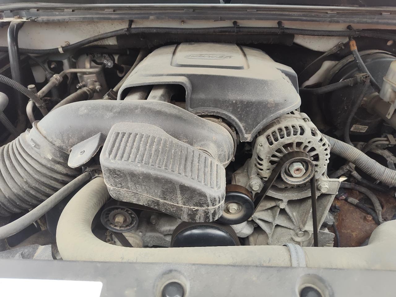 Chevrolet Silverado 1500 4WD Crew Cab 143.5" LT 2011