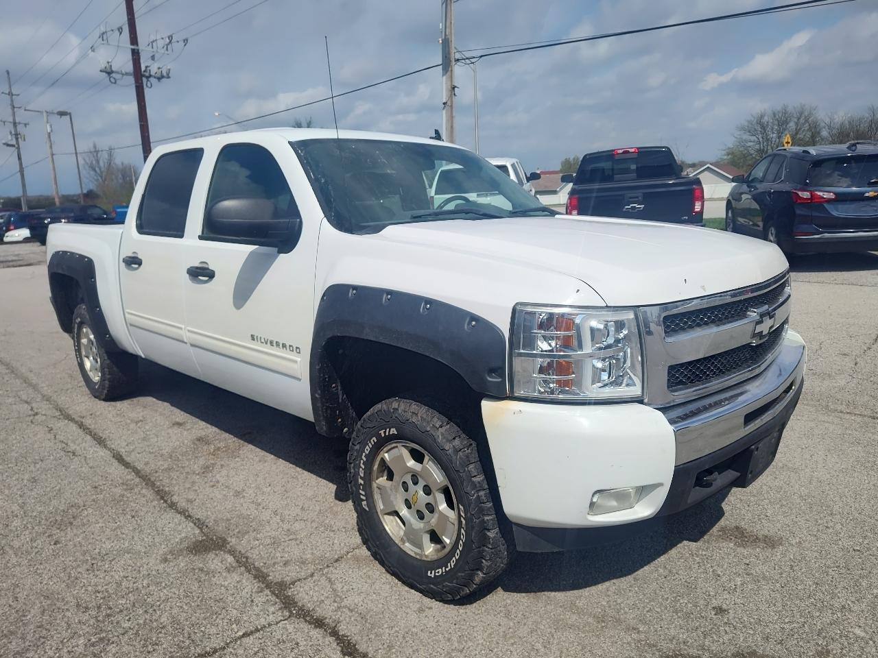 Chevrolet Silverado 1500 4WD Crew Cab 143.5" LT 2011