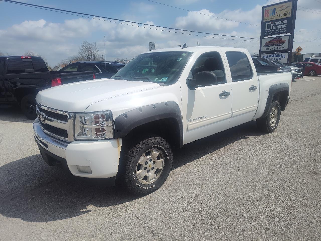 2011 Chevrolet Silverado 1500 4WD Crew Cab 143.5" LT