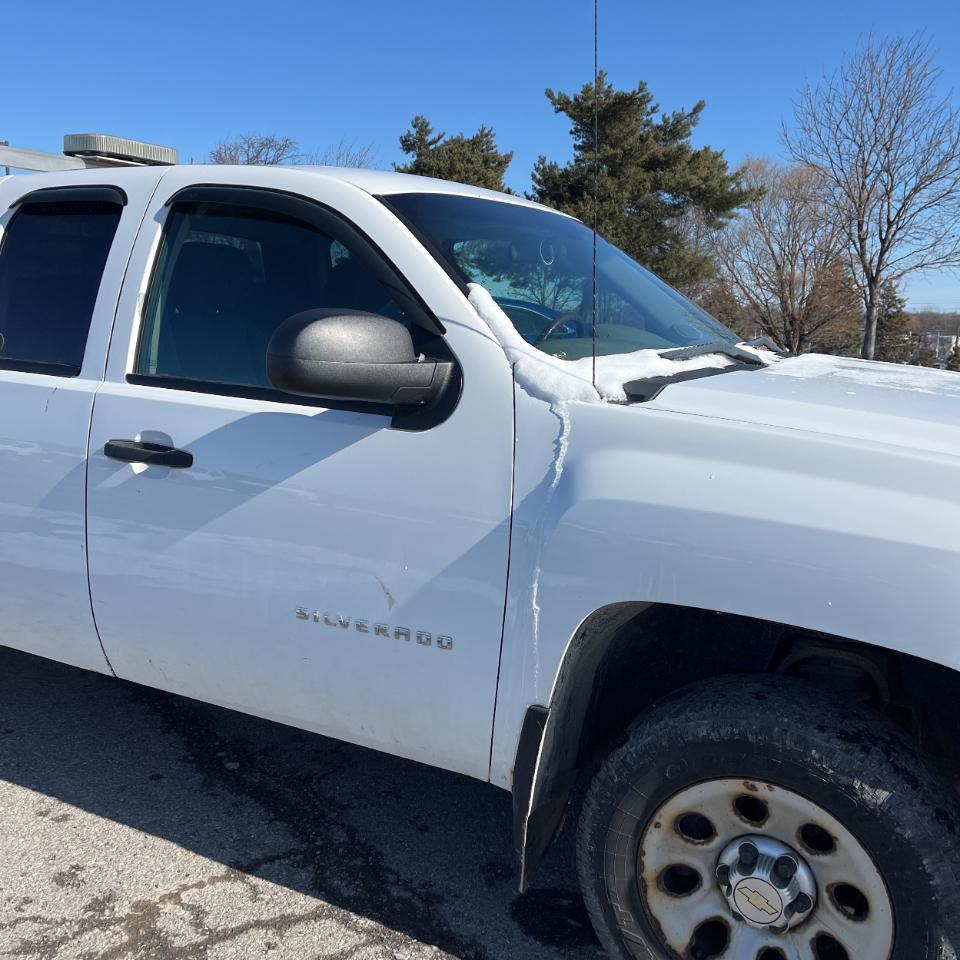 Chevrolet Silverado 1500 4WD Ext Cab 143.5" Work Truck 2013