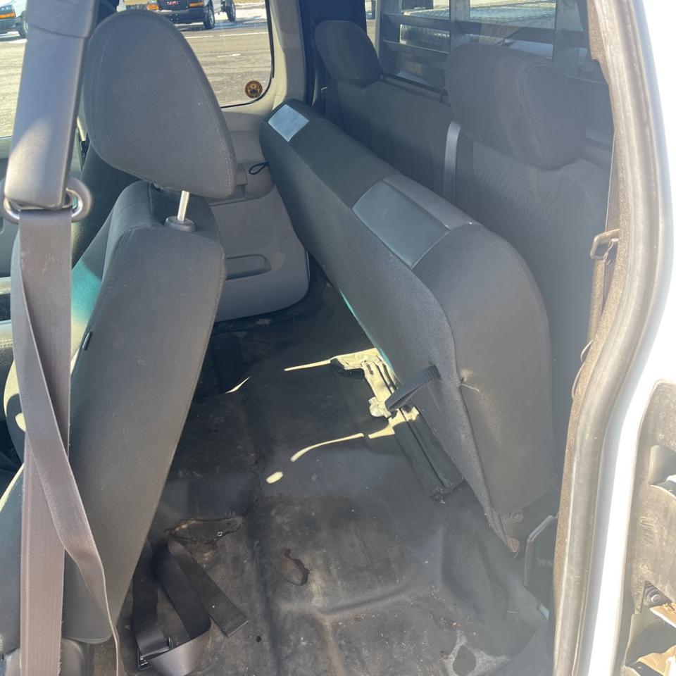 Chevrolet Silverado 1500 4WD Ext Cab 143.5" Work Truck 2013