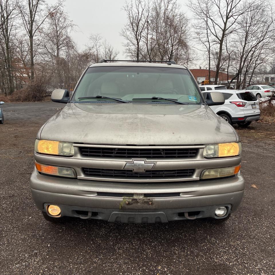 Chevrolet Suburban 4dr 1500 4WD Z71 2002