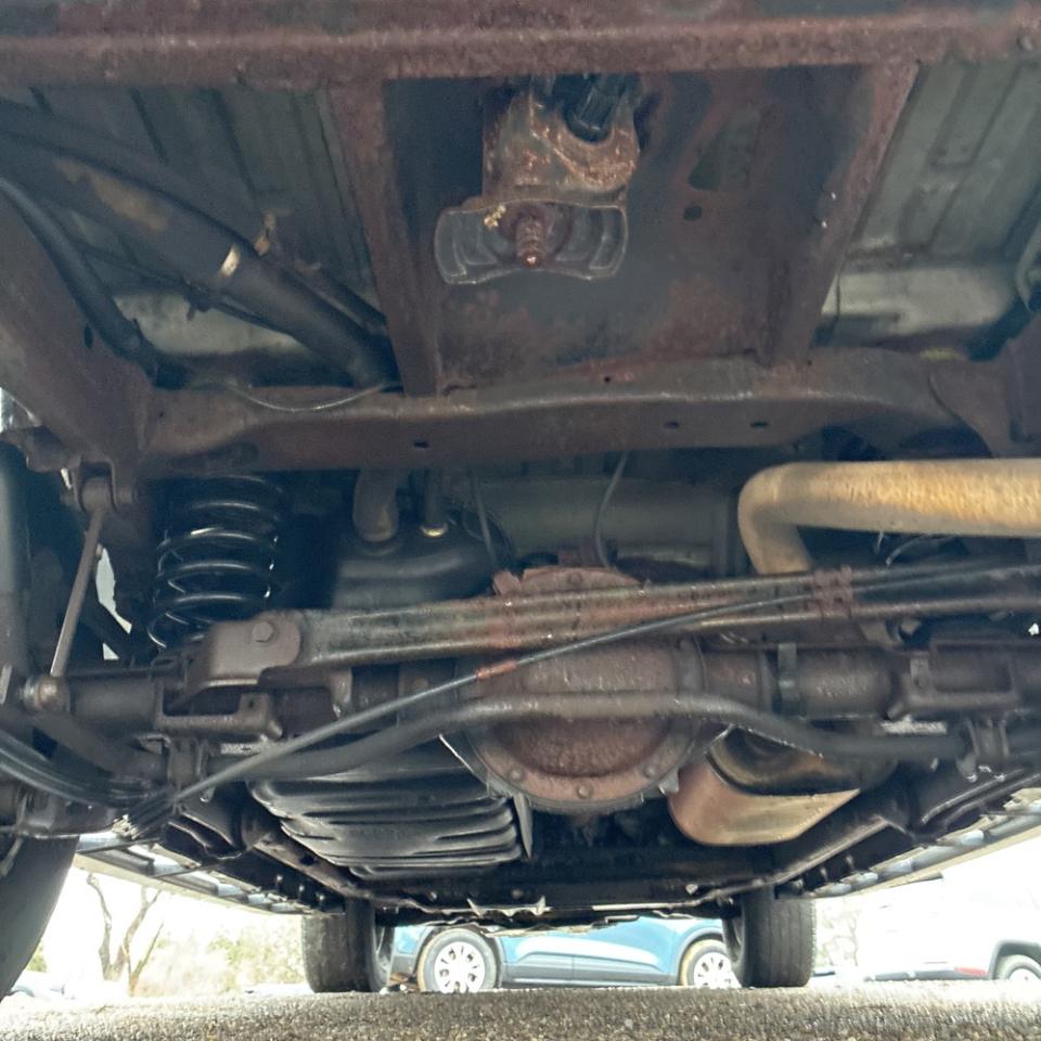 Chevrolet Suburban 4dr 1500 4WD Z71 2002