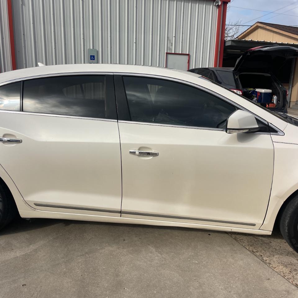 Buick LaCrosse 4dr Sdn Premium 3 FWD 2012