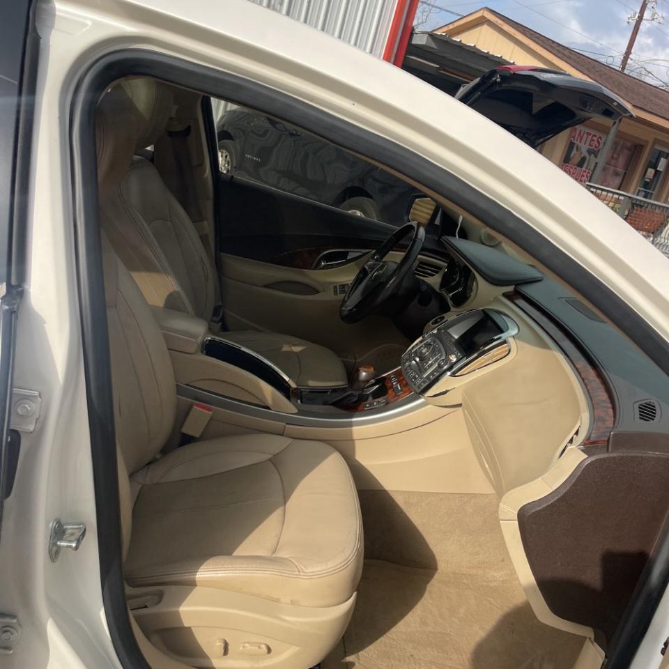 Buick LaCrosse 4dr Sdn Premium 3 FWD 2012