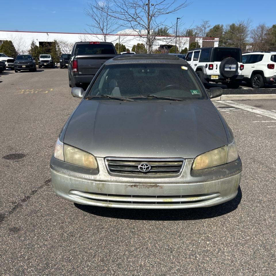 Toyota Camry 2014.5 4dr Sdn I4 Auto LE (Natl) 2001