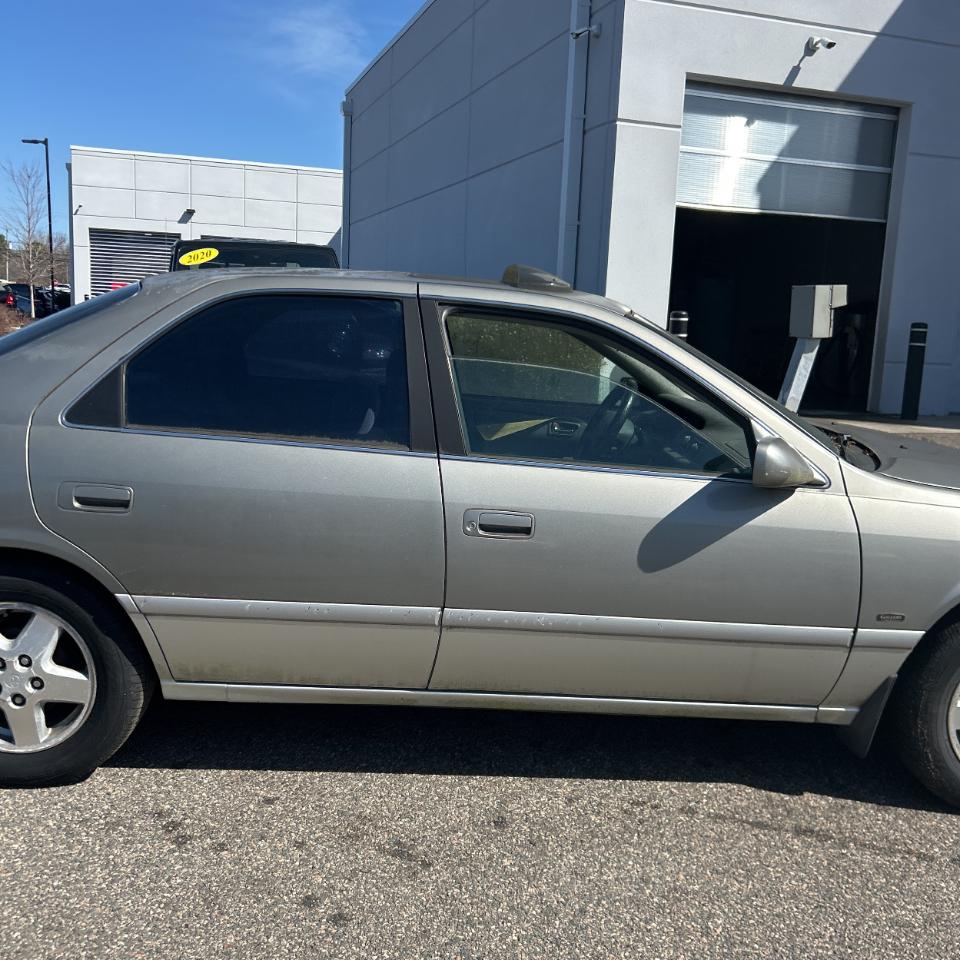 Toyota Camry 2014.5 4dr Sdn I4 Auto LE (Natl) 2001