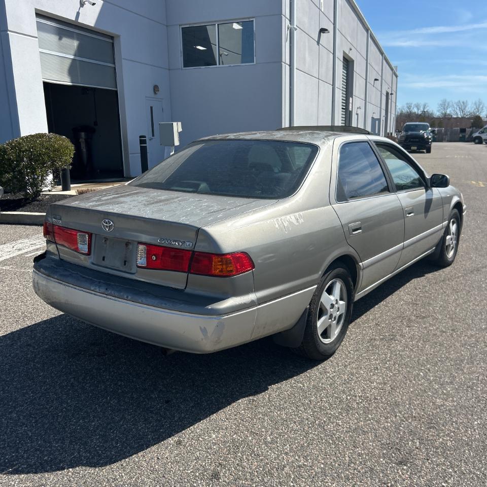 Toyota Camry 2014.5 4dr Sdn I4 Auto LE (Natl) 2001