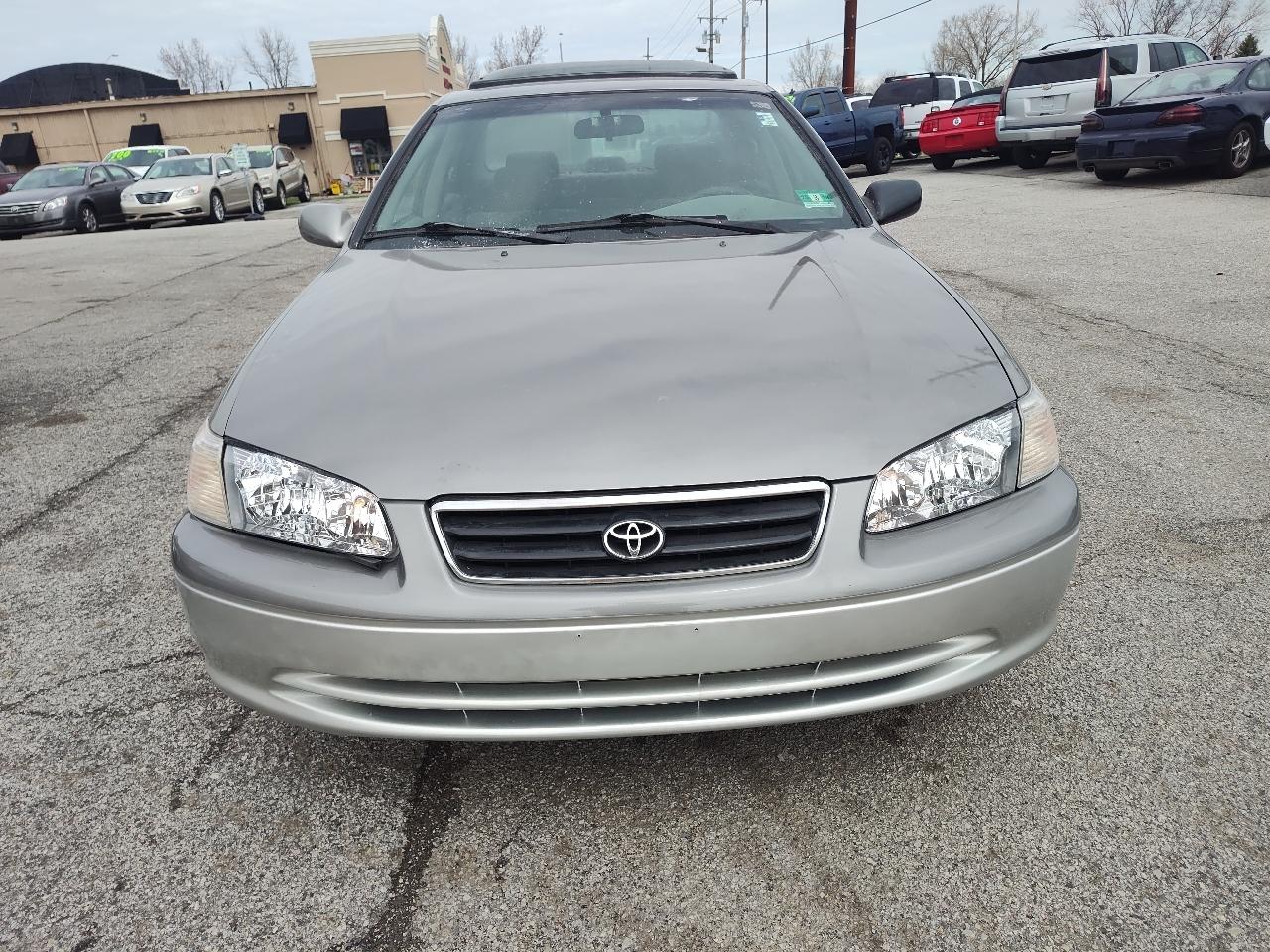 Toyota Camry 2014.5 4dr Sdn I4 Auto LE (Natl) 2001