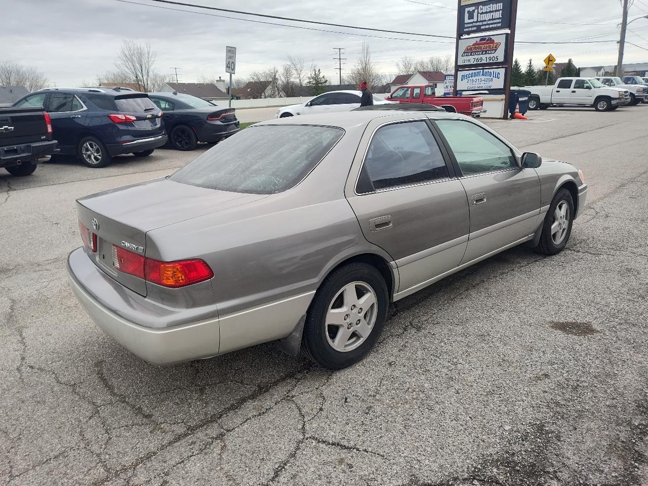 Toyota Camry 2014.5 4dr Sdn I4 Auto LE (Natl) 2001