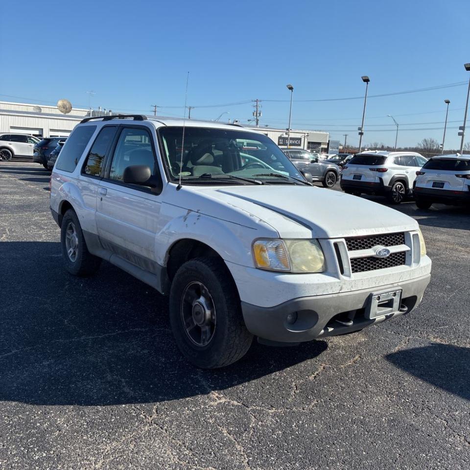 Ford Explorer Sport 2dr 102" WB 4WD XLT 2003