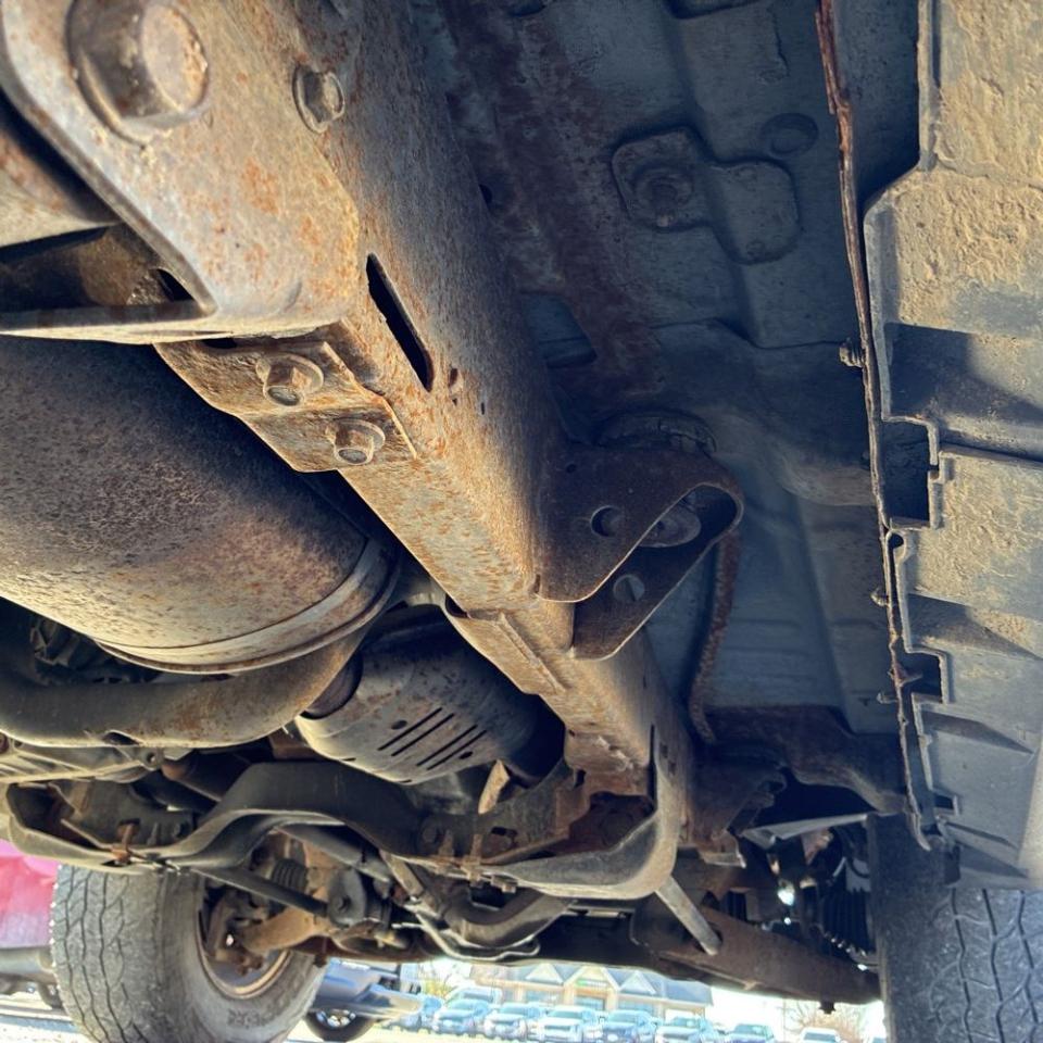 Ford Explorer Sport 2dr 102" WB 4WD XLT 2003