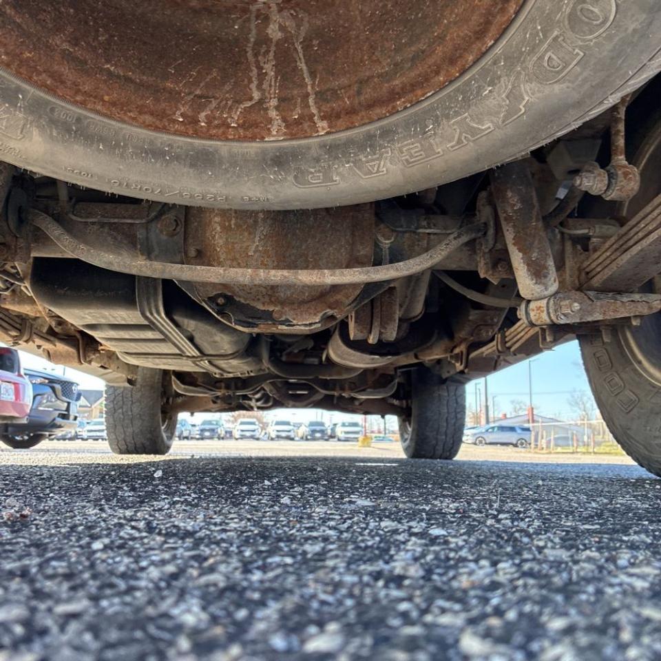 Ford Explorer Sport 2dr 102" WB 4WD XLT 2003