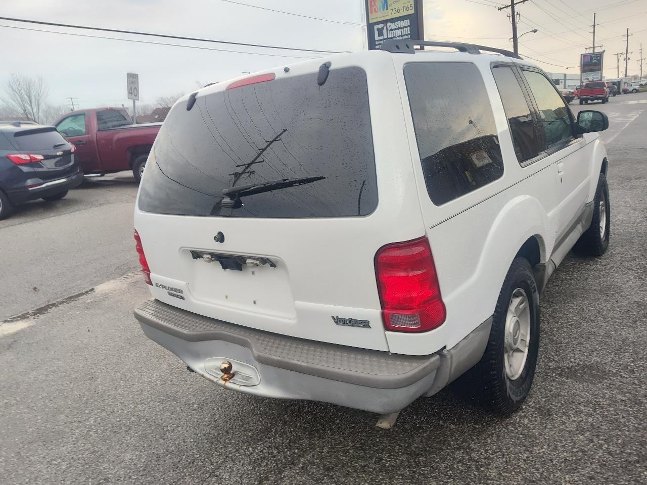 Ford Explorer Sport 2dr 102" WB 4WD XLT 2003