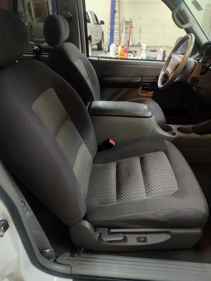 Ford Explorer Sport 2dr 102" WB 4WD XLT 2003