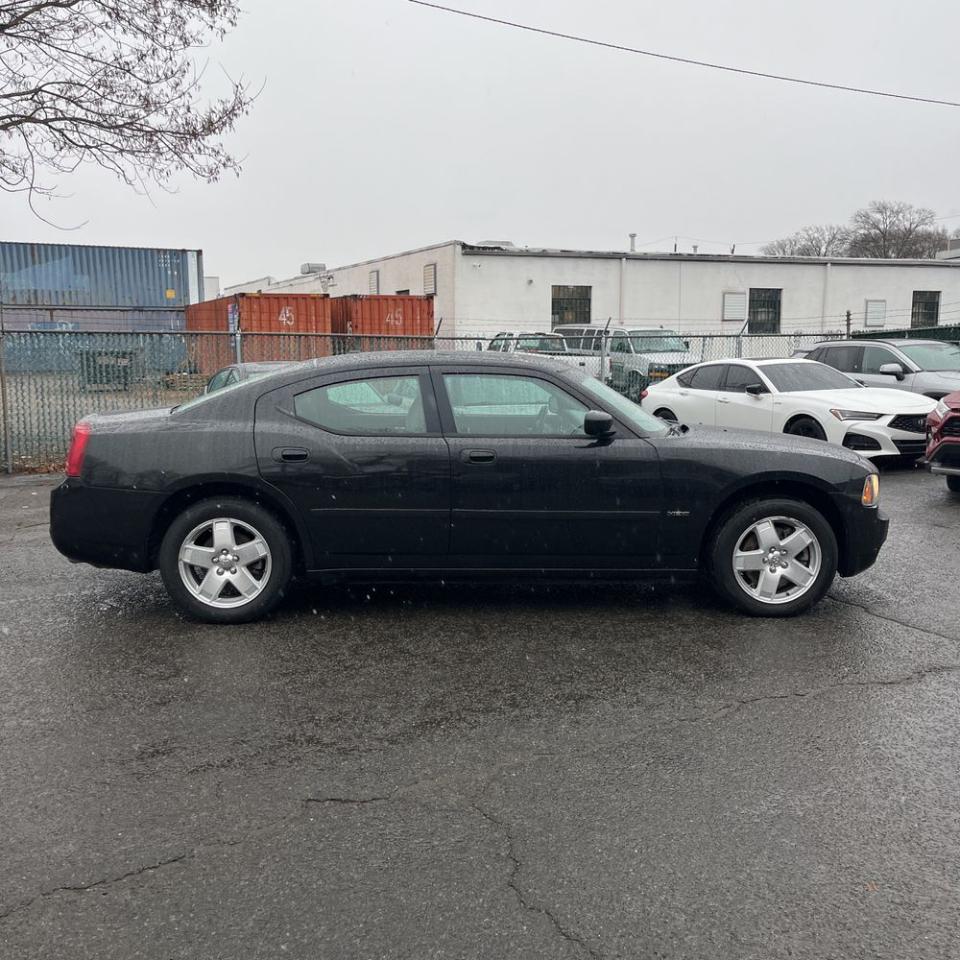 Dodge Charger 4dr Sdn 5-Spd Auto R/T AWD 2007