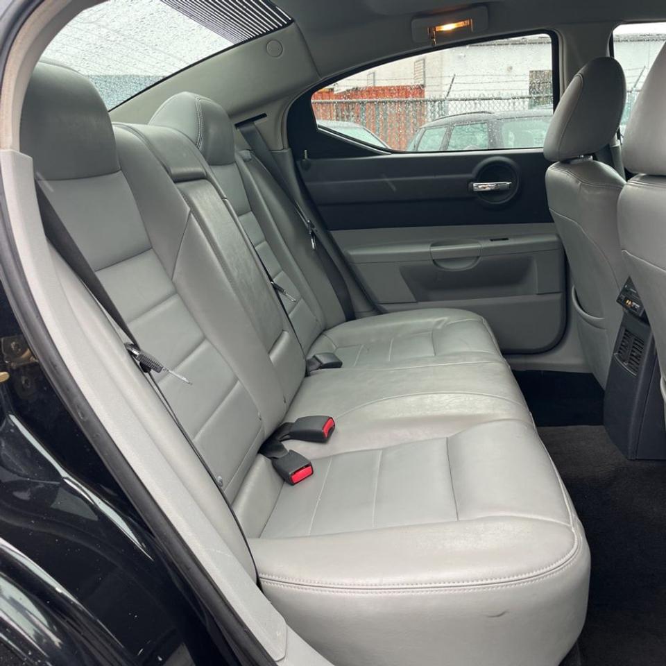 Dodge Charger 4dr Sdn 5-Spd Auto R/T AWD 2007