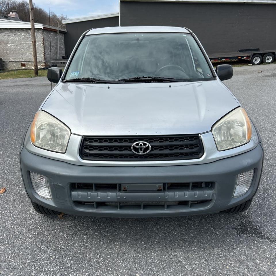 Toyota RAV4 4dr Base 4-cyl 4WD (Natl) 2001