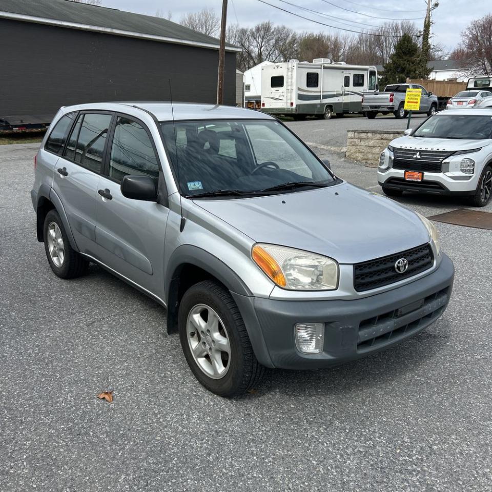 Toyota RAV4 4dr Base 4-cyl 4WD (Natl) 2001