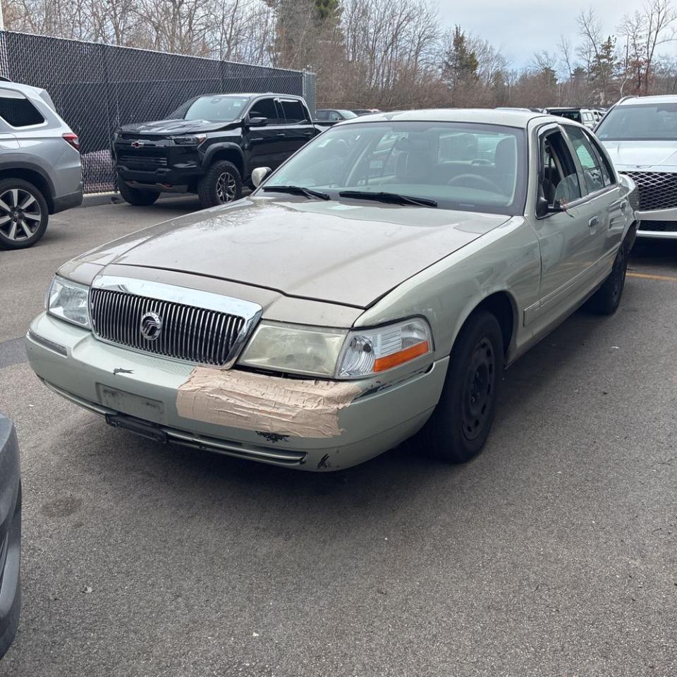 Mercury Grand Marquis 4dr Sdn GS 2005