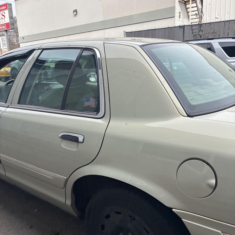 Mercury Grand Marquis 4dr Sdn GS 2005