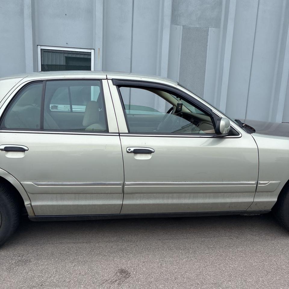 Mercury Grand Marquis 4dr Sdn GS 2005
