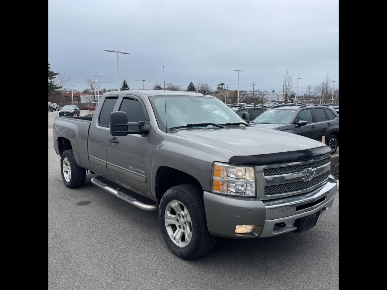Chevrolet Silverado 1500 4WD Ext Cab 143.5" LT 2012