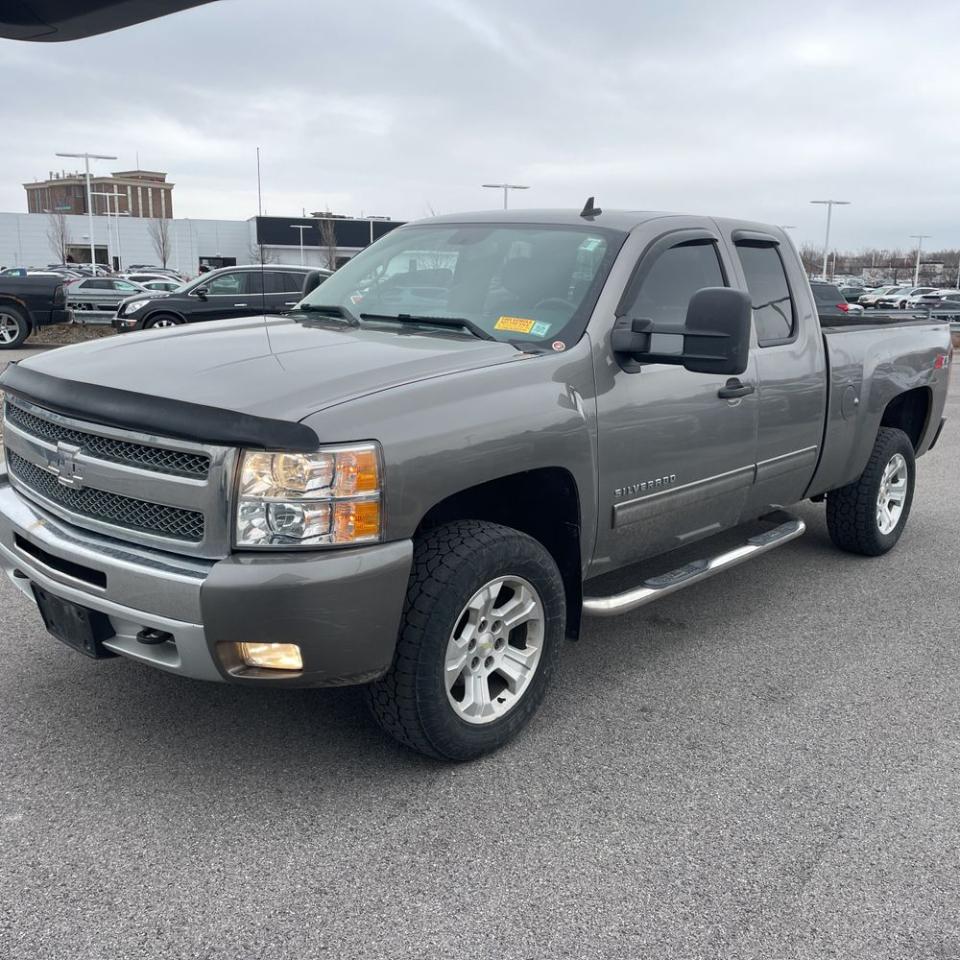 Chevrolet Silverado 1500 4WD Ext Cab 143.5" LT 2012
