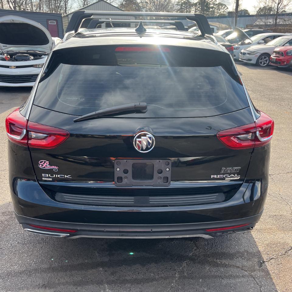 Buick Regal TourX 5dr Wgn Essence AWD 2018