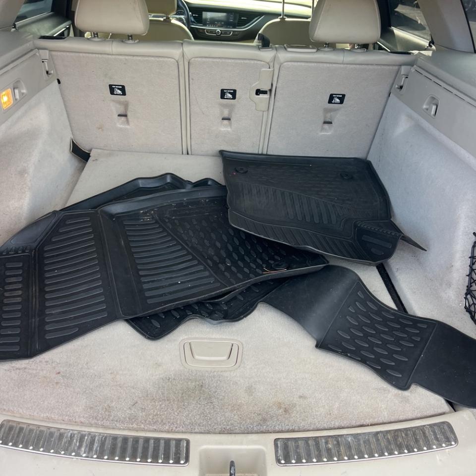 Buick Regal TourX 5dr Wgn Essence AWD 2018