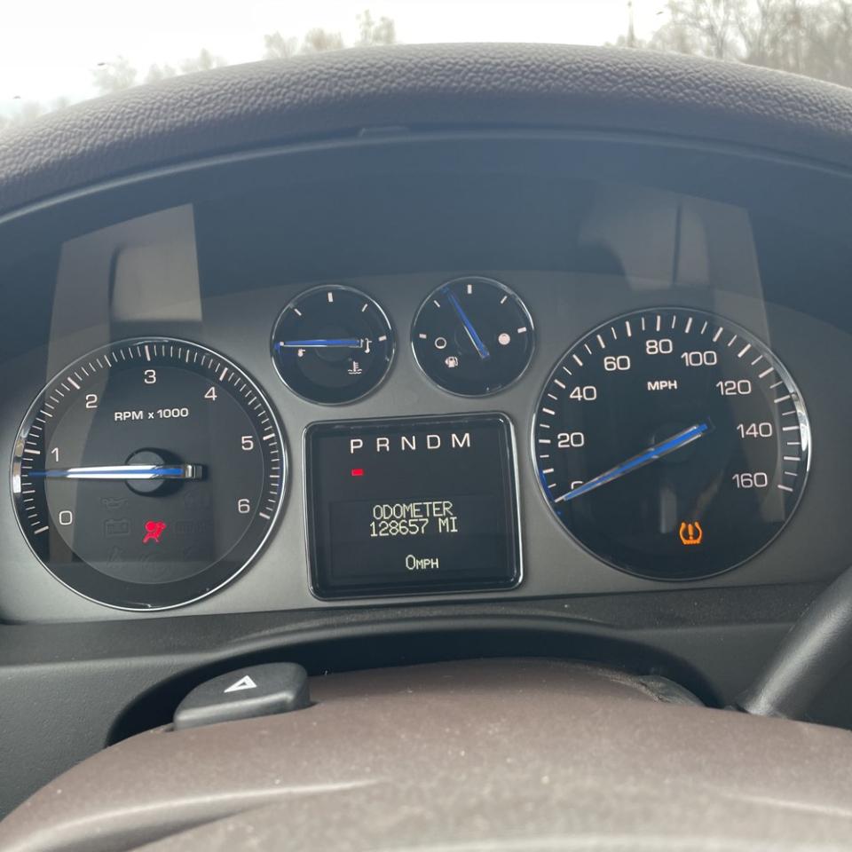 Cadillac Escalade AWD 4dr 2008