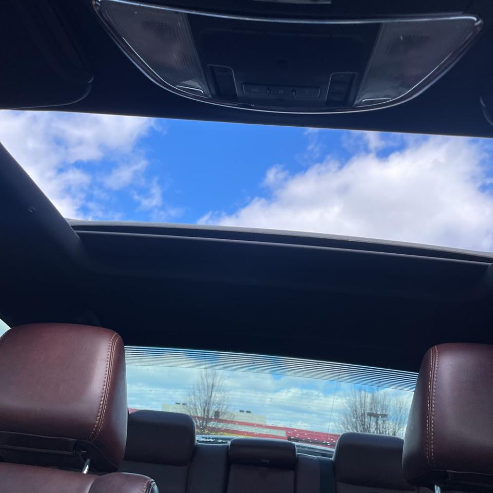 Dodge Charger 4dr Sdn SXT 100th Anniversary RWD *Ltd Avail* 2014