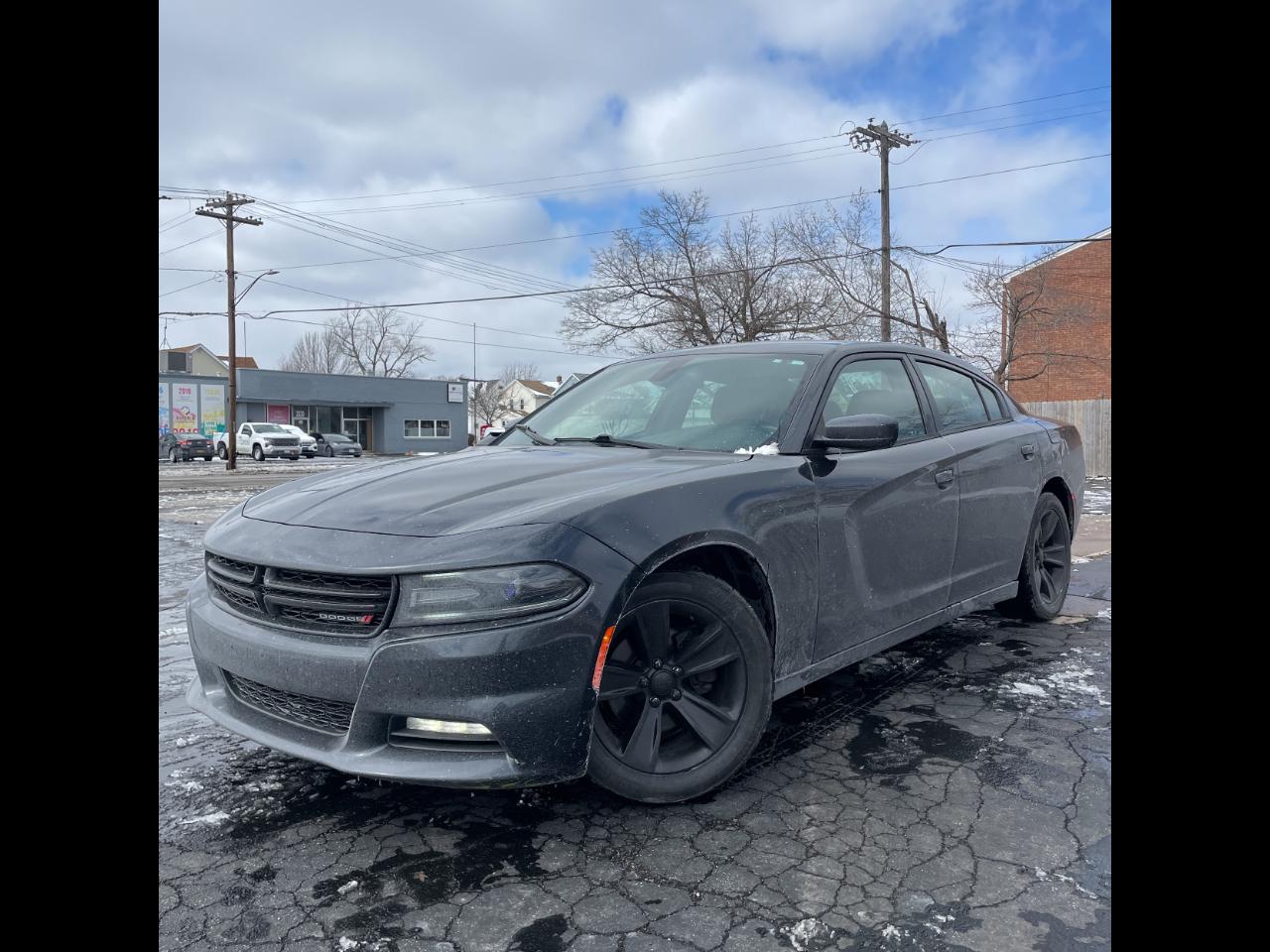 Dodge Charger 4dr Sdn SXT RWD 2016