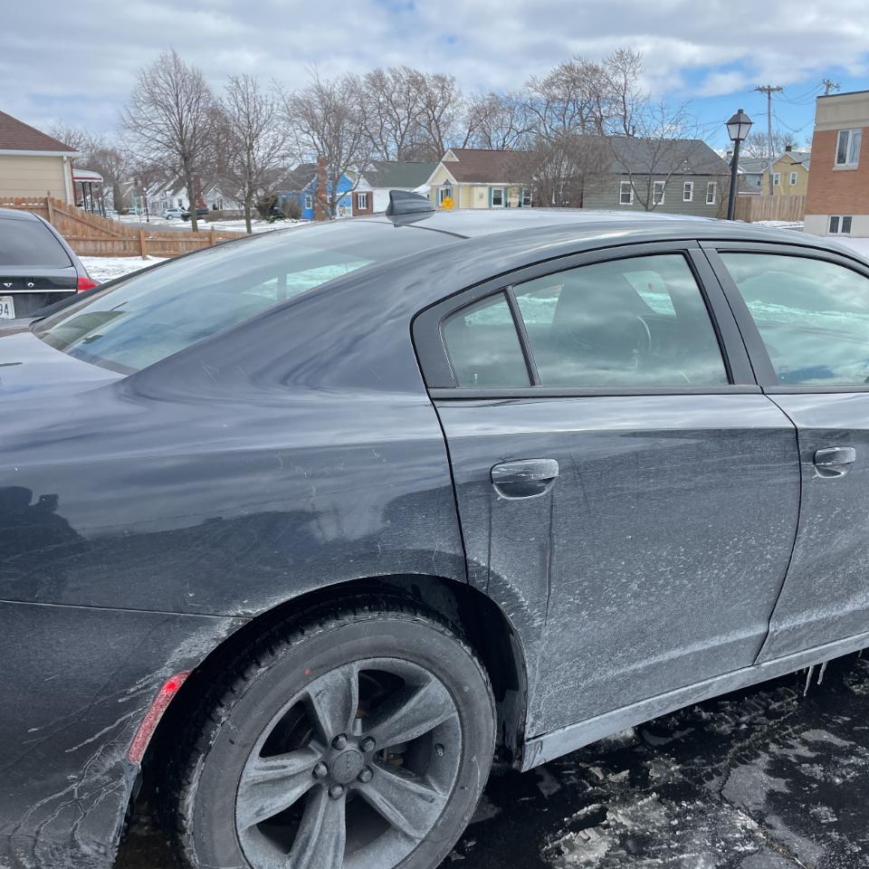 Dodge Charger 4dr Sdn SXT RWD 2016