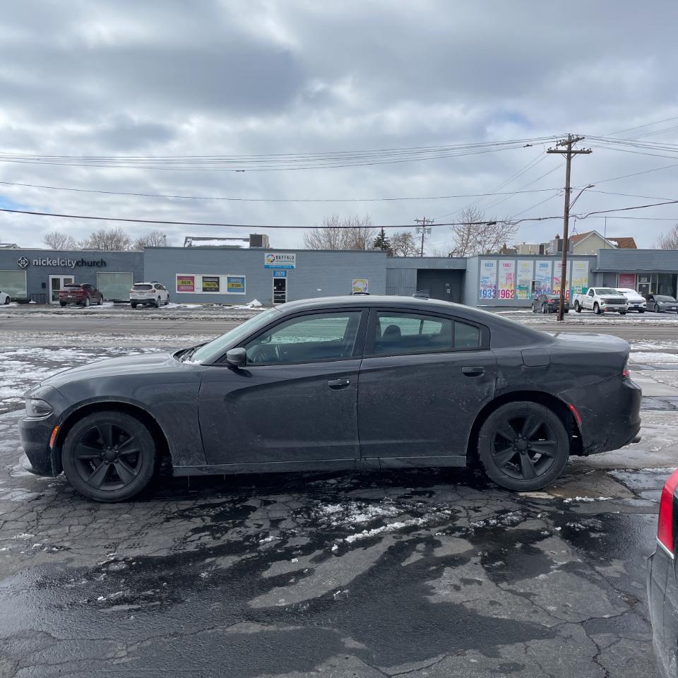 Dodge Charger 4dr Sdn SXT RWD 2016