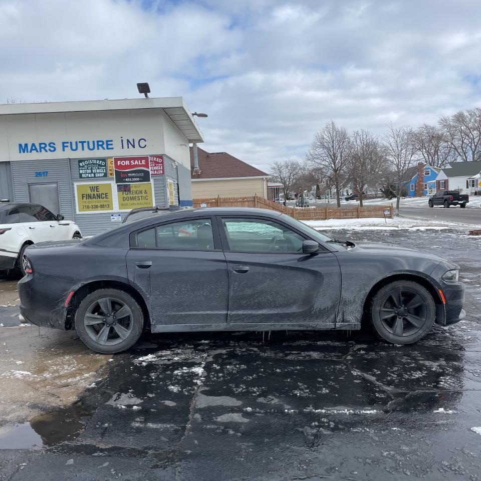 Dodge Charger 4dr Sdn SXT RWD 2016
