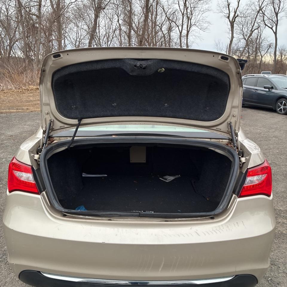 Chrysler 200 4dr Sdn Limited 2013