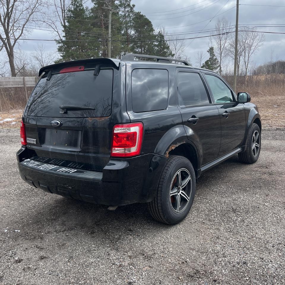 Ford Escape FWD 4dr V6 Auto XLT 2009