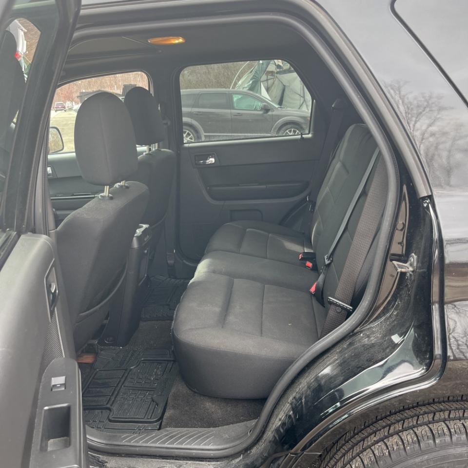 Ford Escape FWD 4dr V6 Auto XLT 2009