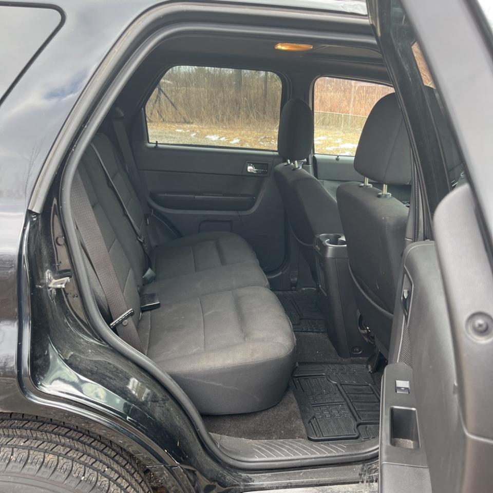 Ford Escape FWD 4dr V6 Auto XLT 2009