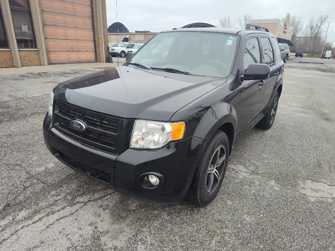 Ford Escape FWD 4dr V6 Auto XLT 2009