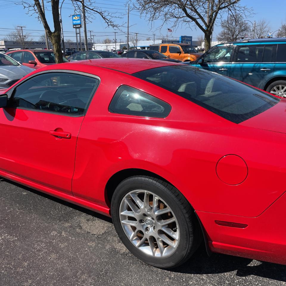 Ford Mustang 2dr Cpe V6 2014
