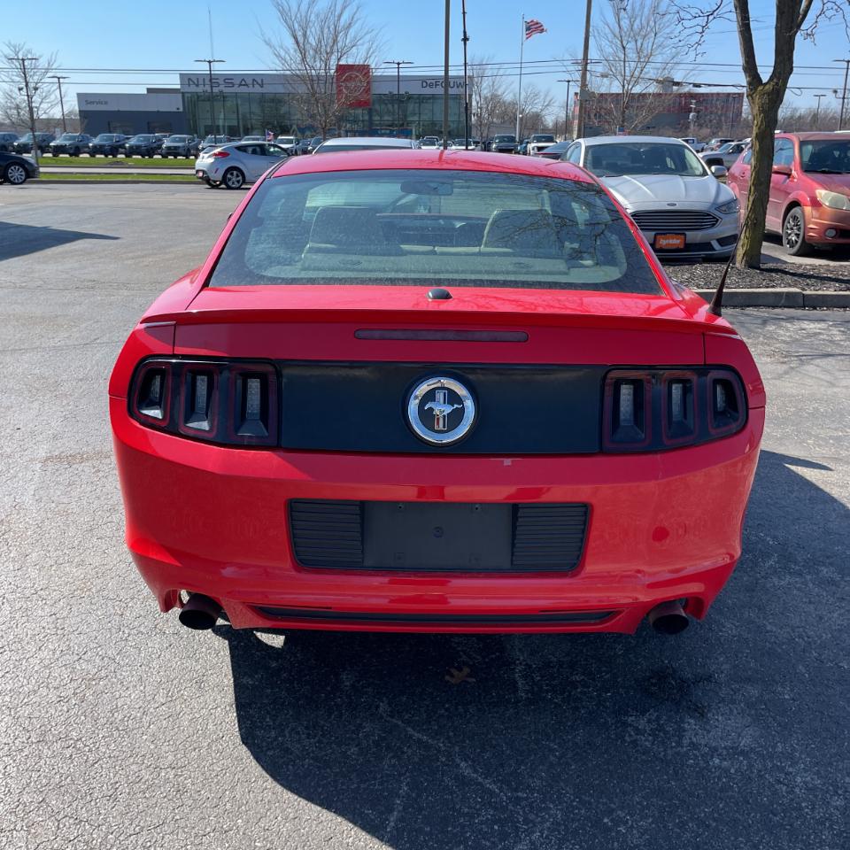 Ford Mustang 2dr Cpe V6 2014