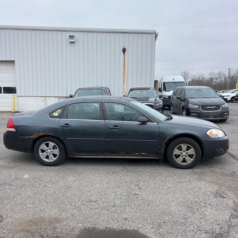 Chevrolet Impala 4dr Sdn LT Fleet 2011