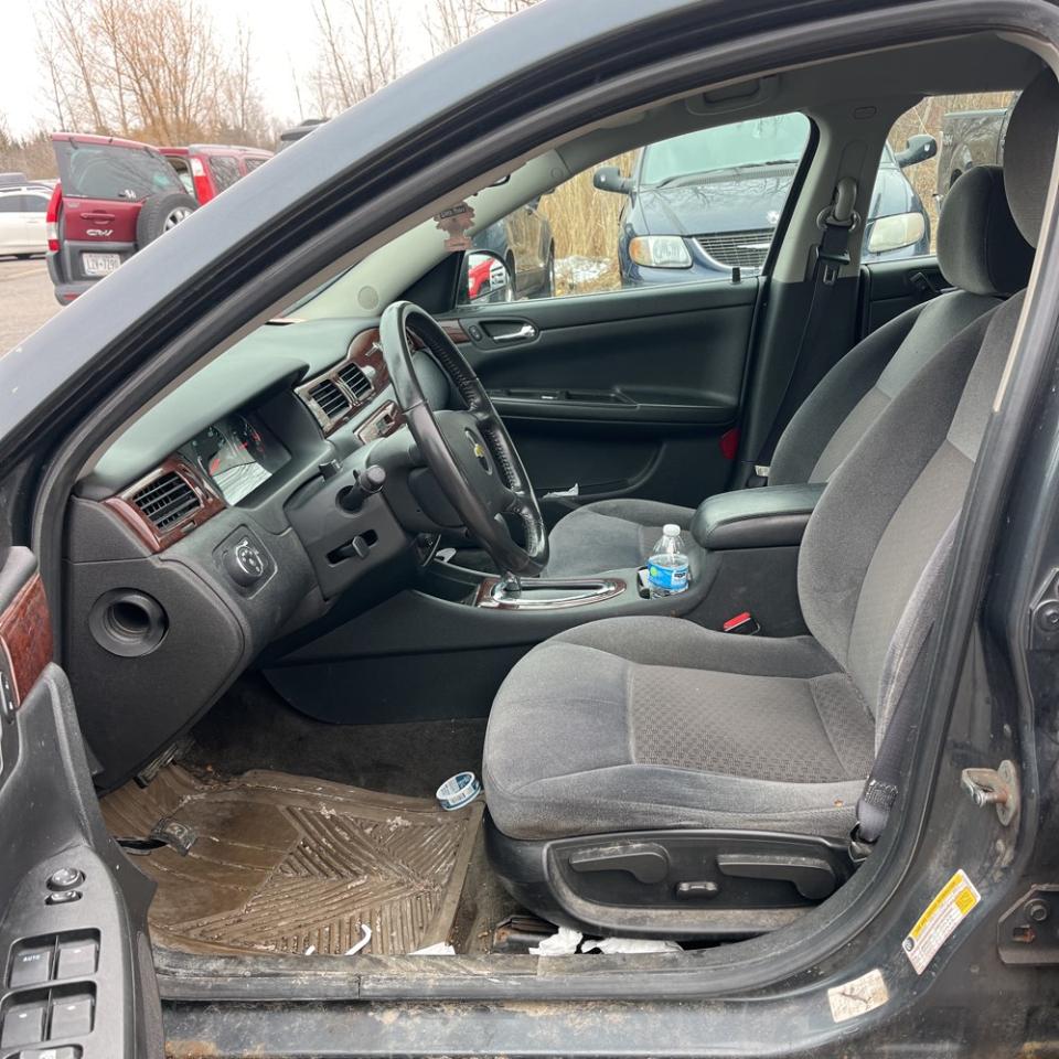 Chevrolet Impala 4dr Sdn LT Fleet 2011