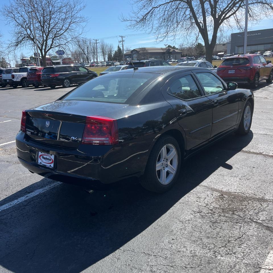Dodge Charger 4dr Sdn R/T RWD 2008