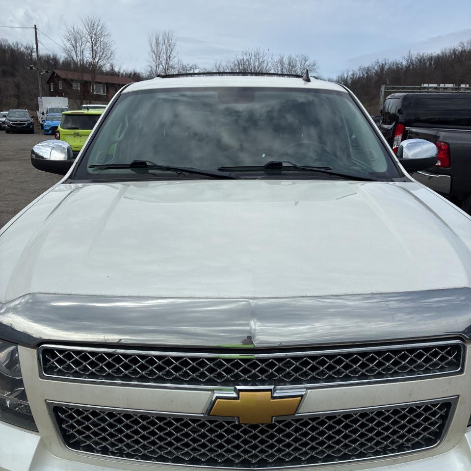 Chevrolet Suburban 4WD 4dr LTZ 2014
