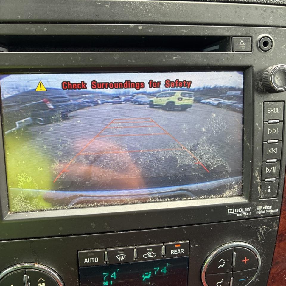 Chevrolet Suburban 4WD 4dr LTZ 2014