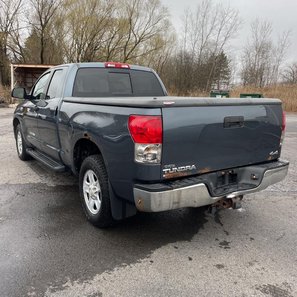 Toyota Tundra 4WD Truck Dbl 5.7L V8 6-Spd AT (Natl) 2008