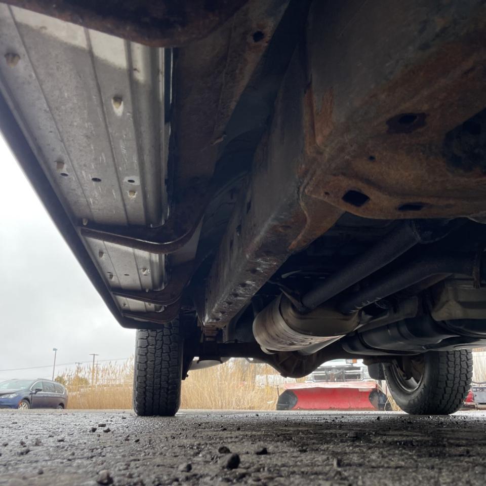 Toyota Tundra 4WD Truck Dbl 5.7L V8 6-Spd AT (Natl) 2008